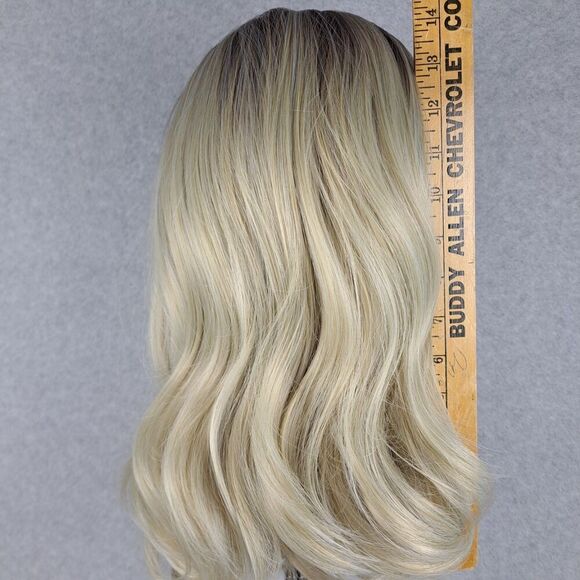 Wig Blonde Brown Wavy Long Professional Quality Synthetic Realistic Styleable - Picture 5 of 7